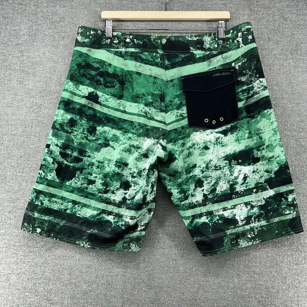 Pelagic Argonaut Boardshorts Men Size 38 Green Stripe Coral Camo Beach Fishing
